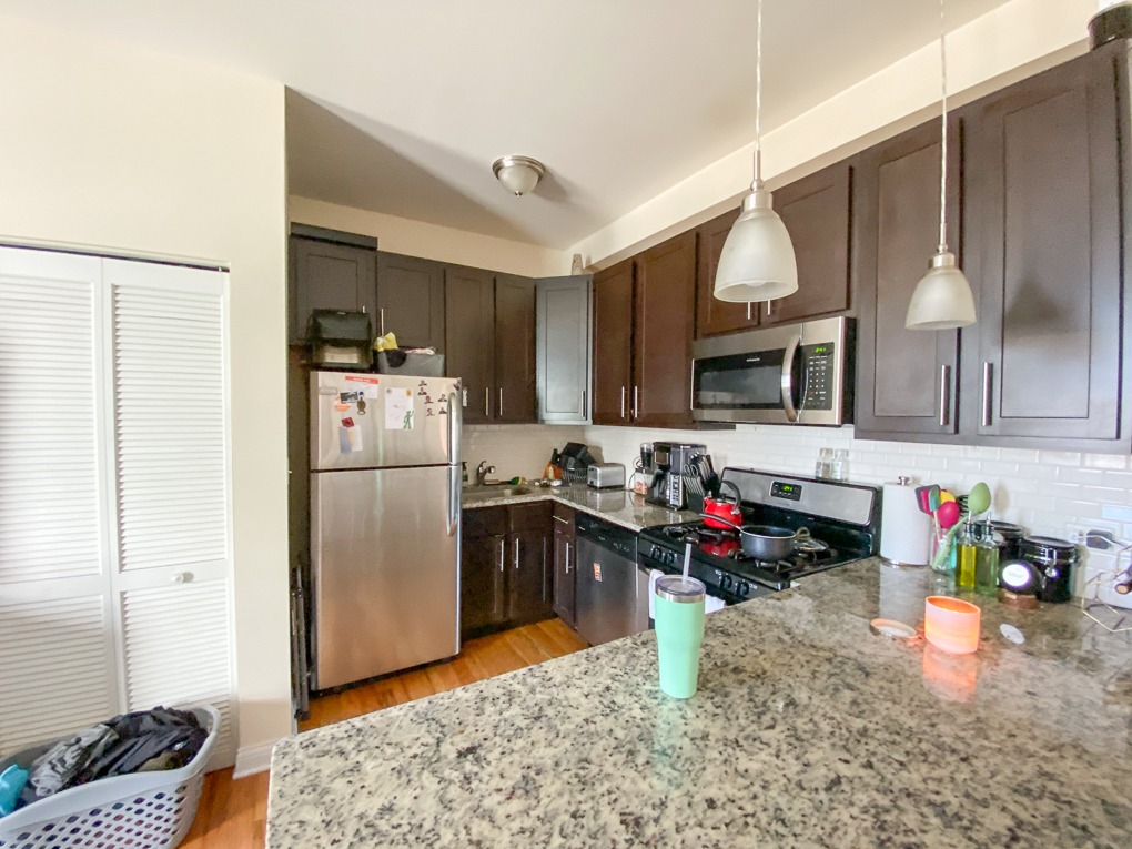 1536 W. North Ave. / 1608-10 N. Bosworth Ave. 1536 W. North Ave., Chicago, IL 60642 West Town - Leasing by Cross Street